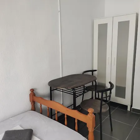 11-habitacion Del Piso * Alicante